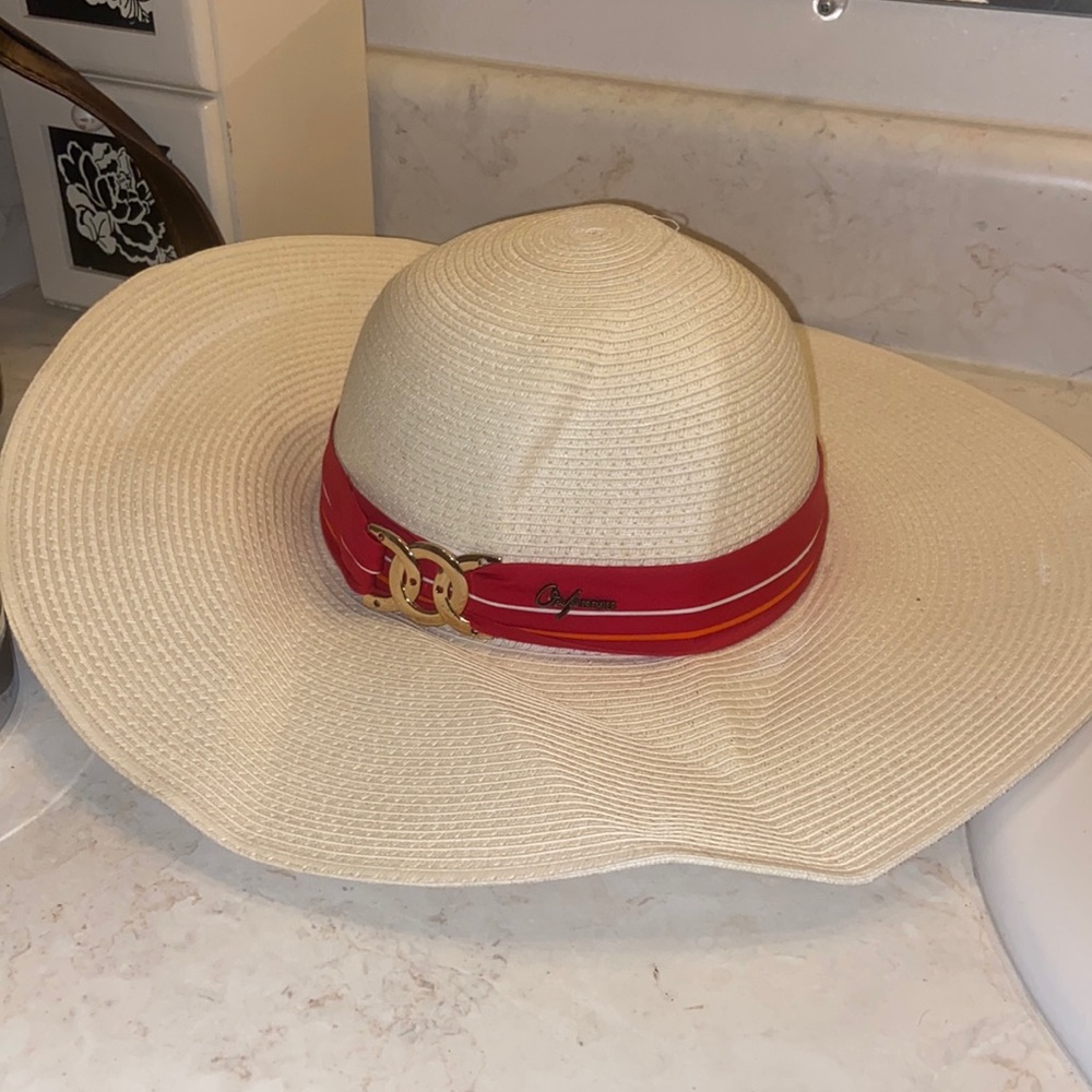 Sun hat